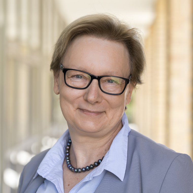 Dr.-Ing. Elzbieta Gabrys-Deutscher